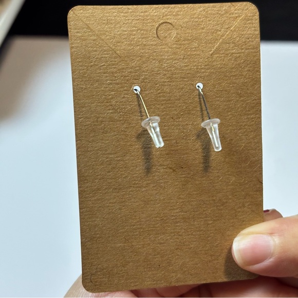 Vintage-Inspired Silvertone Cat Dangle Earrings, Women’s Fashion Cat Earrings - Picture 5 of 6